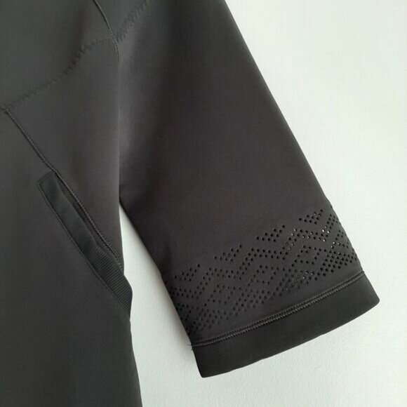 IVIVVA by Lululemon Black Pulse Jam Poncho Mock Neck Pullover Top Kids Sz 14 - Picture 5 of 14